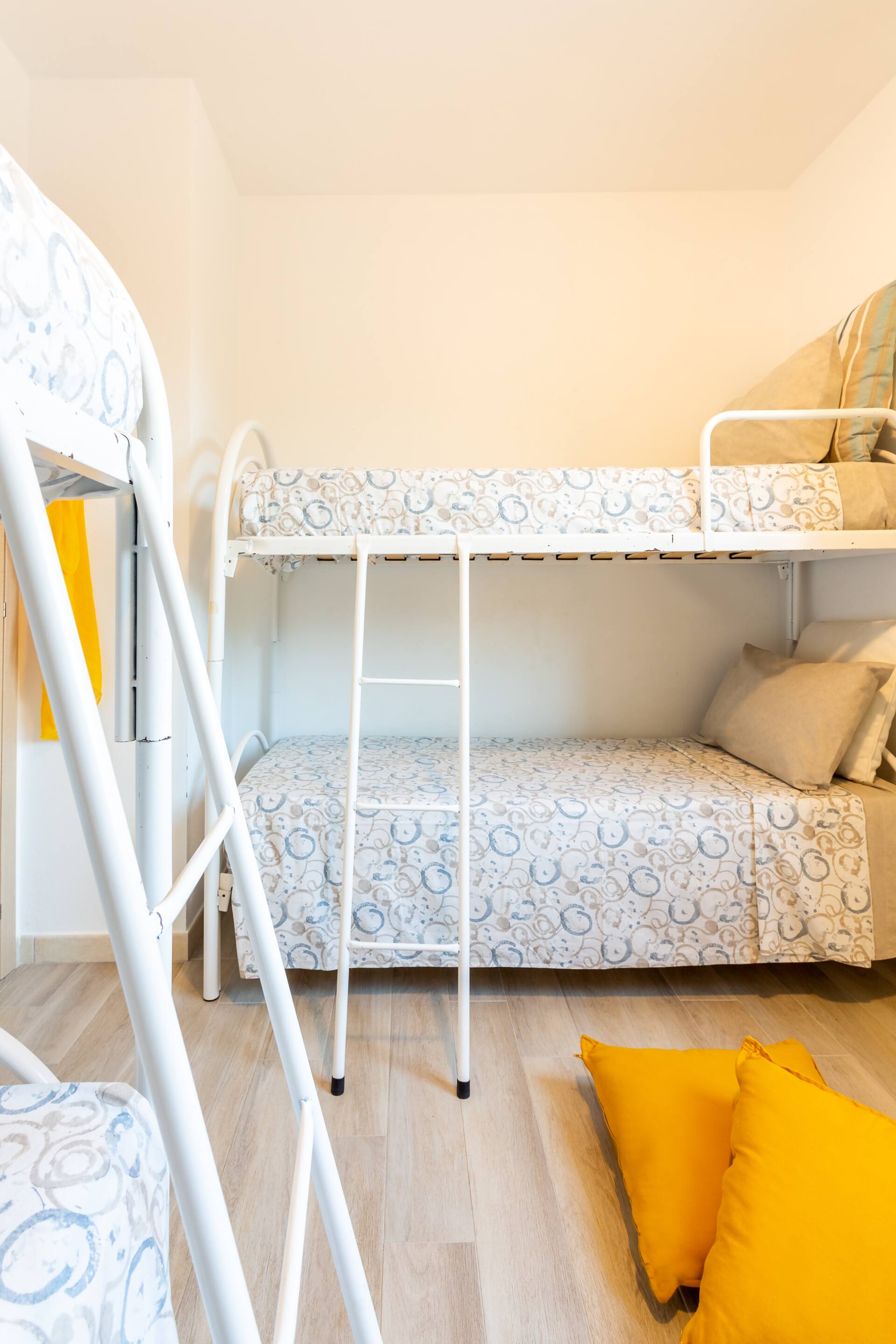 Lapwing Apartment Solanas 26