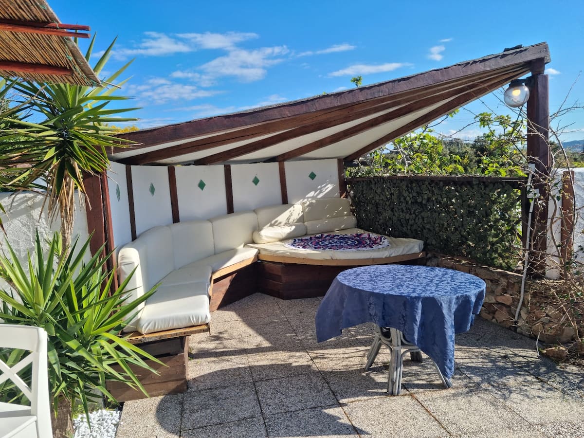 Villa Allegra — Basen i ogrody w Conca Verde