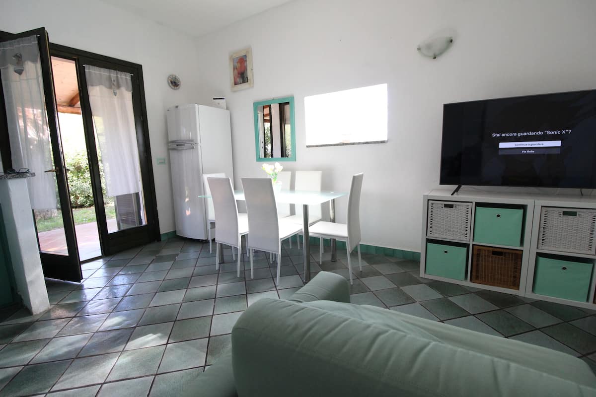 Villa Allegra — Basen i ogrody w Conca Verde