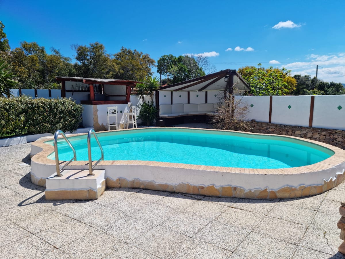 Villa Allegra — Basen i ogrody w Conca Verde