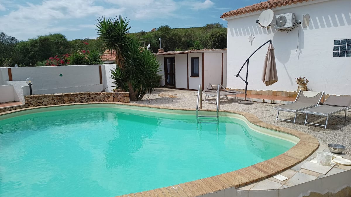 Villa Allegra — Basen i ogrody w Conca Verde