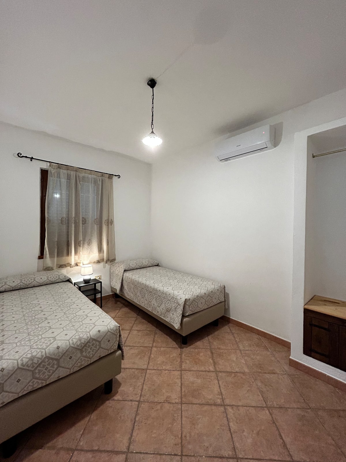 Janna Bentosa — Willa rodzinna z basenem