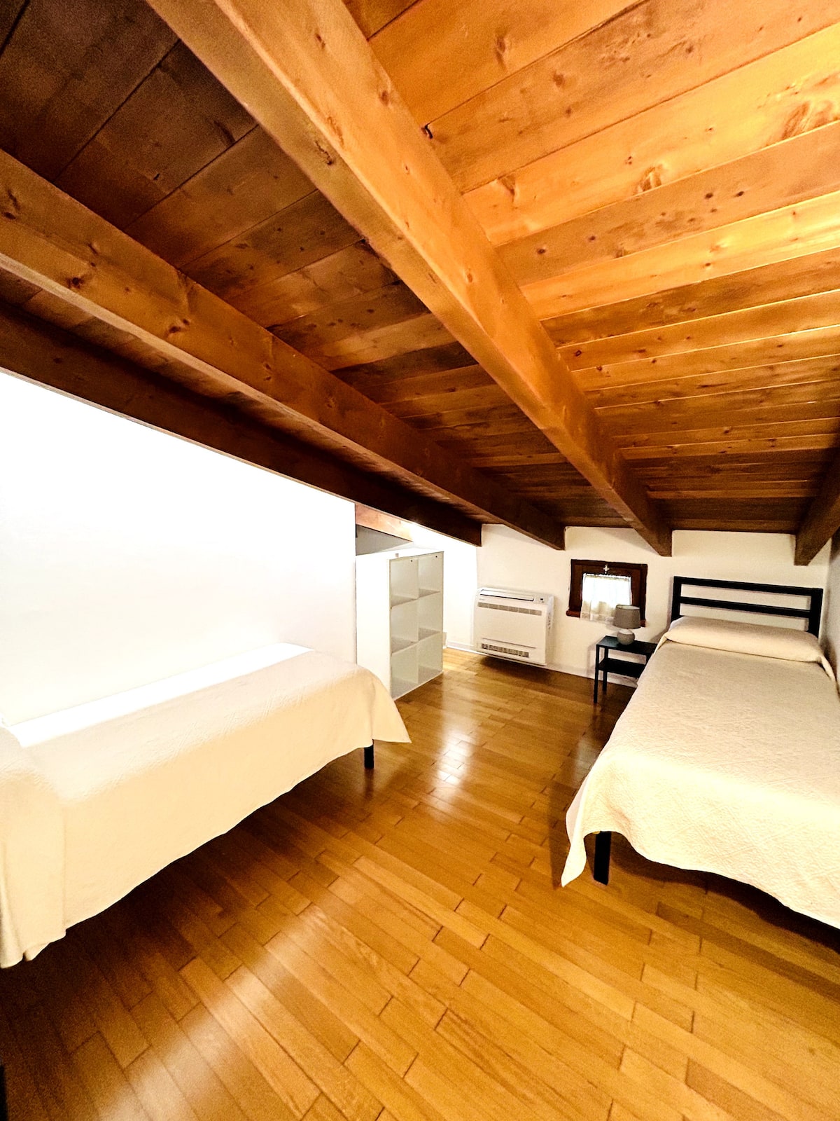 Janna Bentosa — Willa rodzinna z basenem