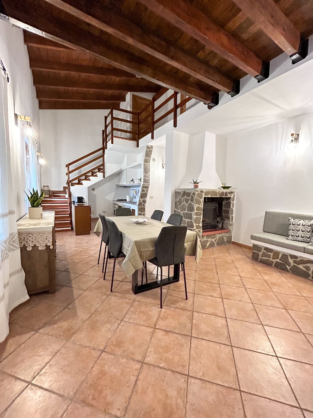 Janna Bentosa — Willa rodzinna z basenem