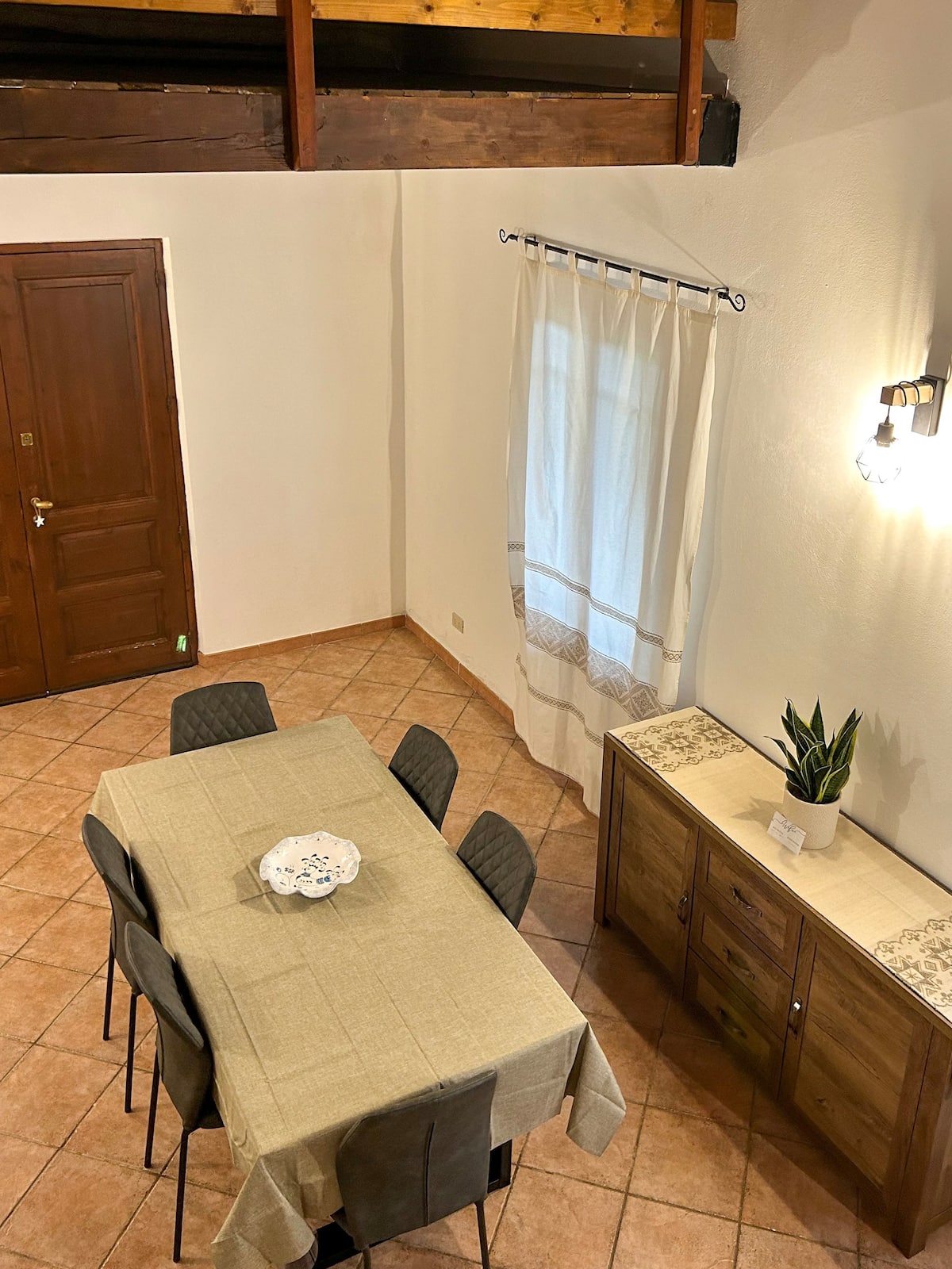 Janna Bentosa — Willa rodzinna z basenem