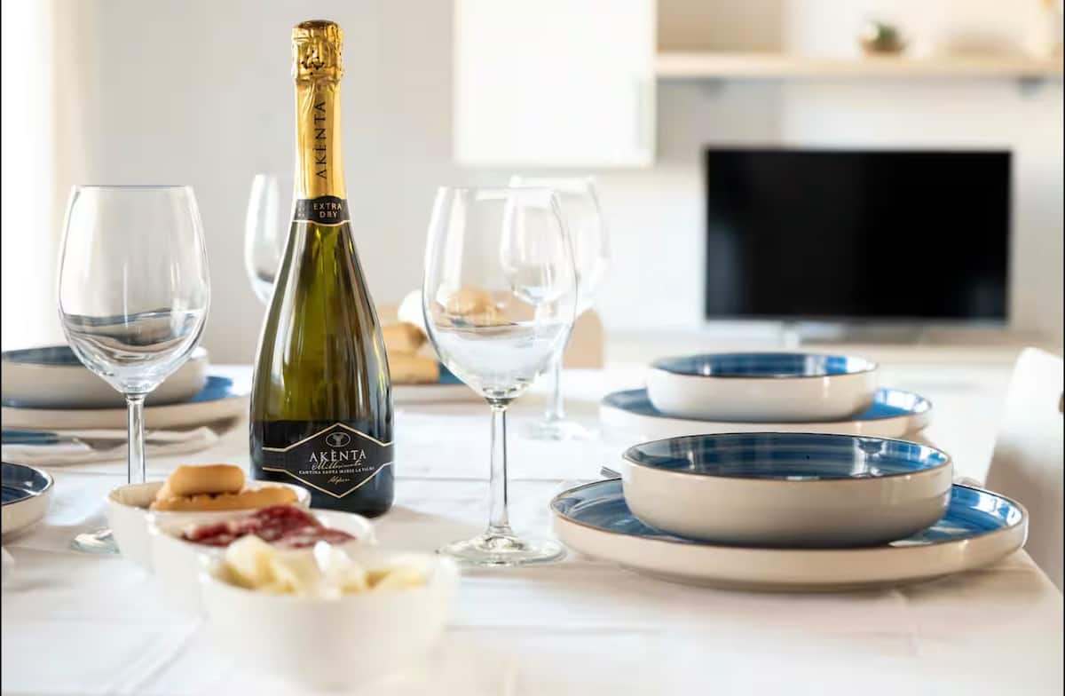 Villa Oro — Basen z widokiem na Costa Paradiso