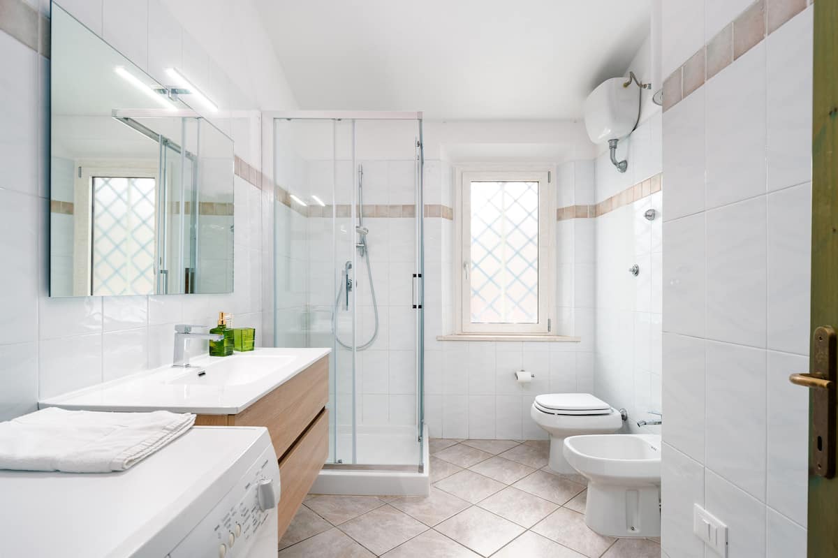 La Vela Blu — Rodzinny apartament z basenem