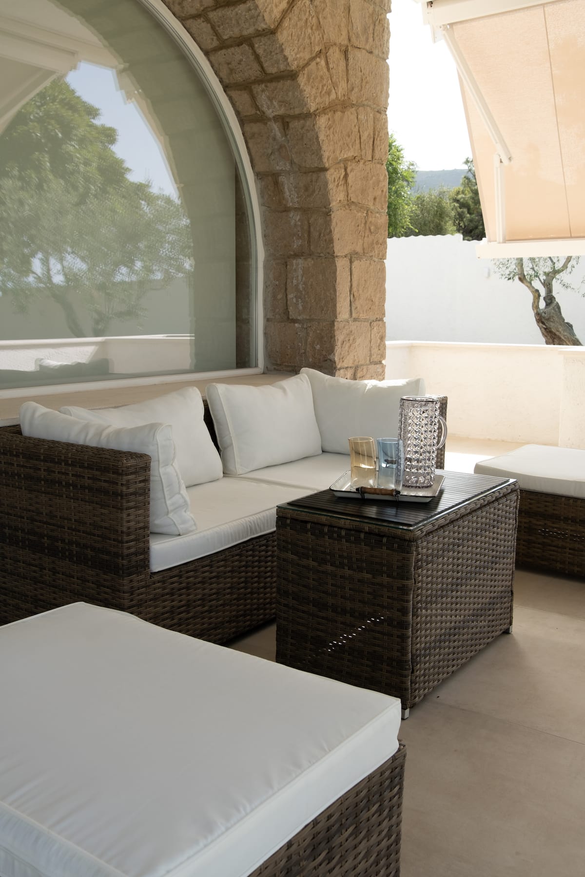 S'Arpagiu — Brama do morza z basenem